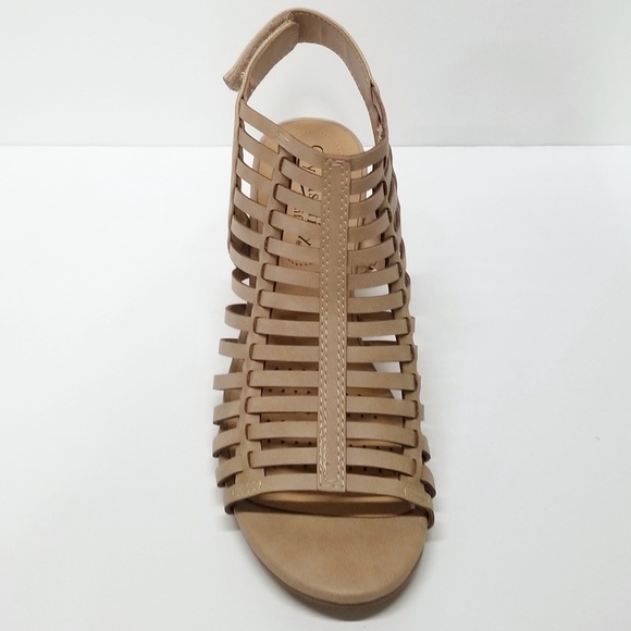 New Taupe Woven Low Heel Gladiator Sandals - Picture 3 of 3